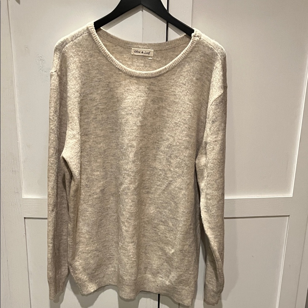 Women's Cream Crew Neck Sweater
